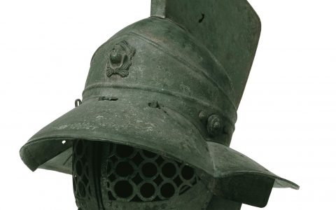 青铜角斗士头盔Bronze Gladiator‘s Helmet